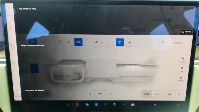 Photo of 2022 Pearl White Multi-Coat Tesla Model S