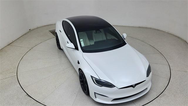 Photo of 2022 Pearl White Multi-Coat Tesla Model S