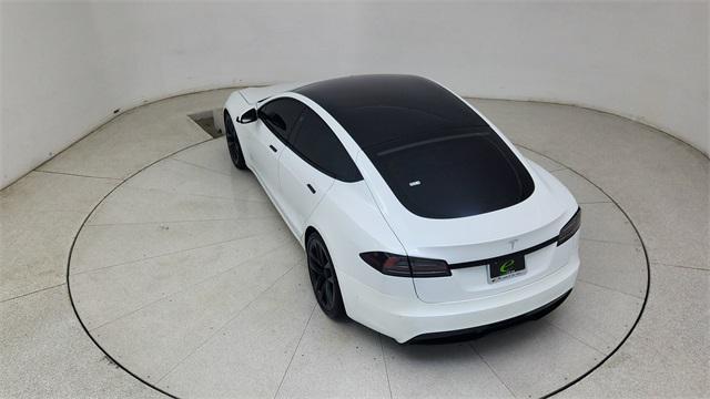 Photo of 2022 Pearl White Multi-Coat Tesla Model S
