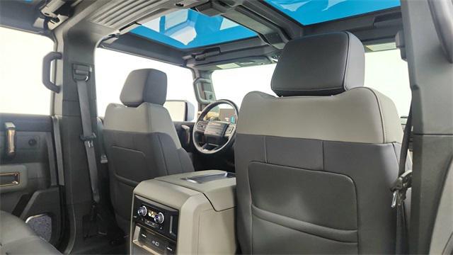 Photo of 2024 Neptune Blue Matte GMC HUMMER EV Pickup