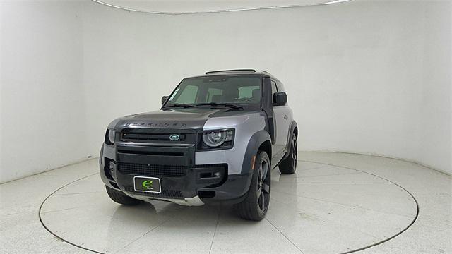 Photo of 2023 Gray Land Rover Defender