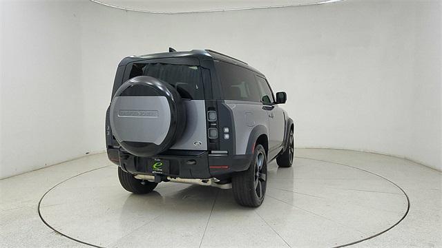 Photo of 2023 Gray Land Rover Defender