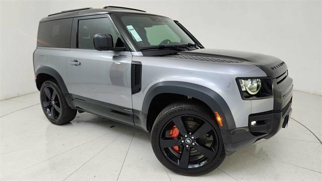 Photo of 2023 Gray Land Rover Defender