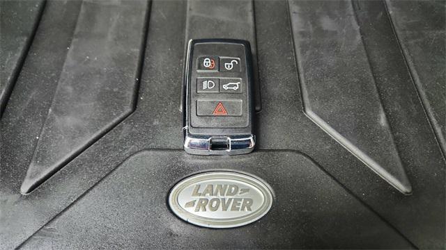 Photo of 2023 Gray Land Rover Defender