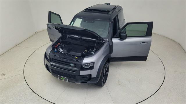 Photo of 2023 Gray Land Rover Defender