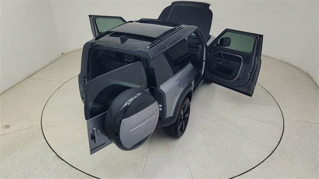 Photo of 2023 Gray Land Rover Defender