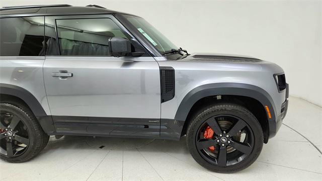 Photo of 2023 Gray Land Rover Defender