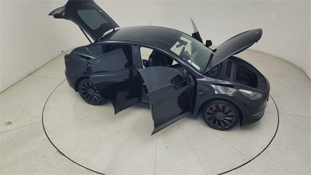 Photo of 2024 Solid Black Tesla Model Y