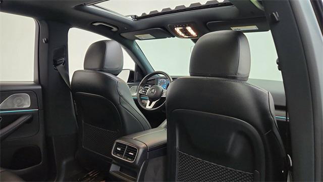 Photo of 2022 Selenite Grey Metallic Mercedes-Benz GLE 350