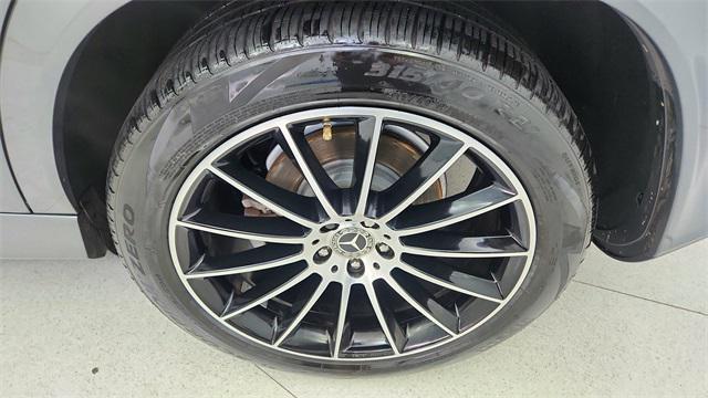 Photo of 2022 Selenite Grey Metallic Mercedes-Benz GLE 350