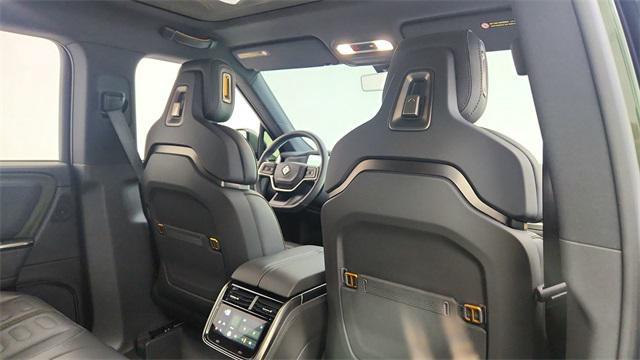 Photo of 2025 Forest Green Rivian R1T