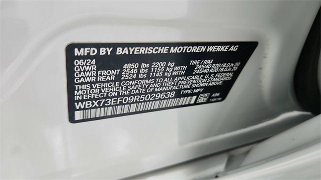 Photo of 2024 Mineral White Metallic BMW X1