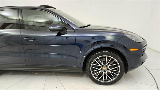 Photo of 2022 Moonlight Blue Metallic Porsche Cayenne