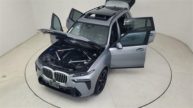 Photo of 2024 Skyscraper Grey Metallic BMW X7