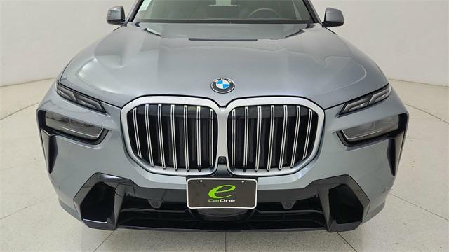 Photo of 2024 Skyscraper Grey Metallic BMW X7