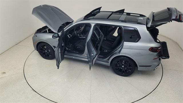 Photo of 2024 Skyscraper Grey Metallic BMW X7