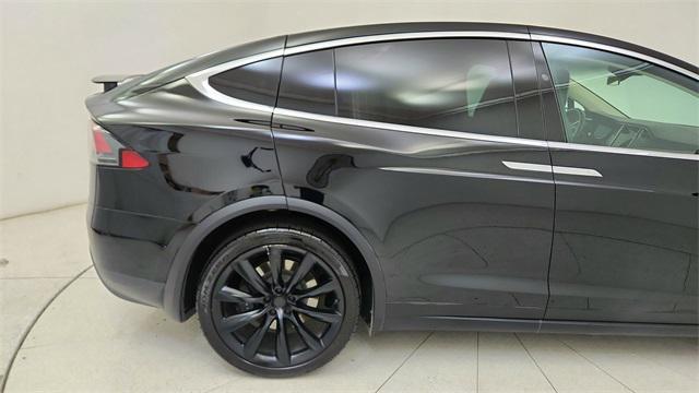 Photo of 2018 Black Tesla Model X