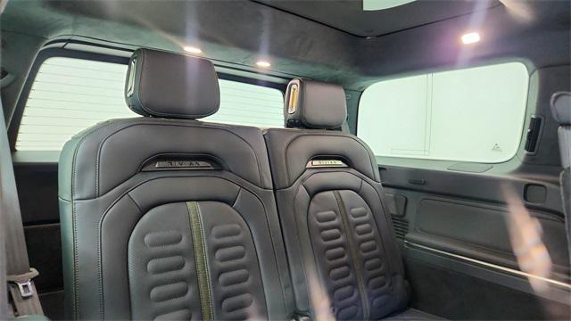 Photo of 2023 Midnight Rivian R1S