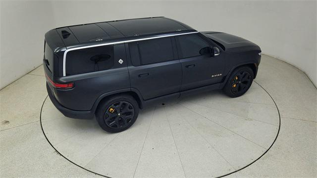Photo of 2023 Midnight Rivian R1S