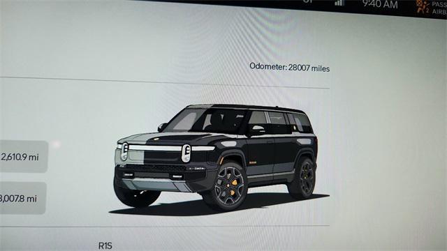 Photo of 2023 Midnight Rivian R1S