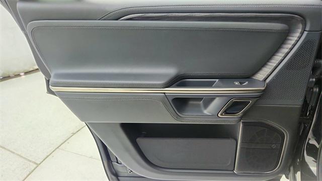 Photo of 2023 Midnight Rivian R1S