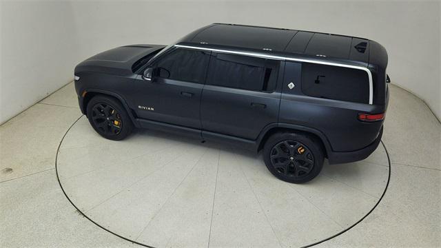 Photo of 2023 Midnight Rivian R1S