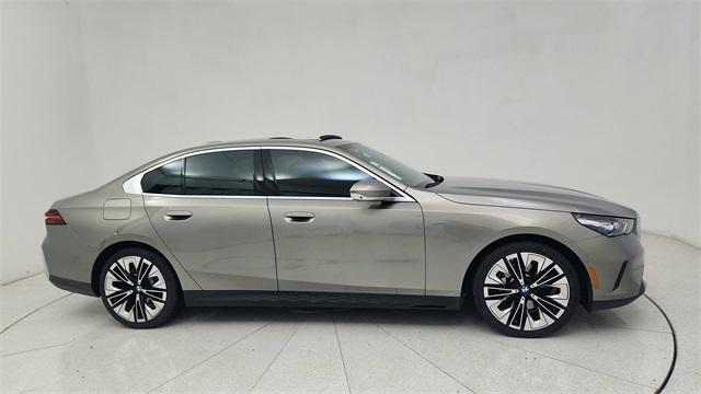 2024 BMW 530
