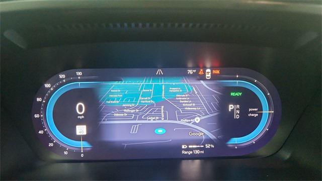 Photo of 2024 Gray Volvo XC40 Recharge Pure Electric