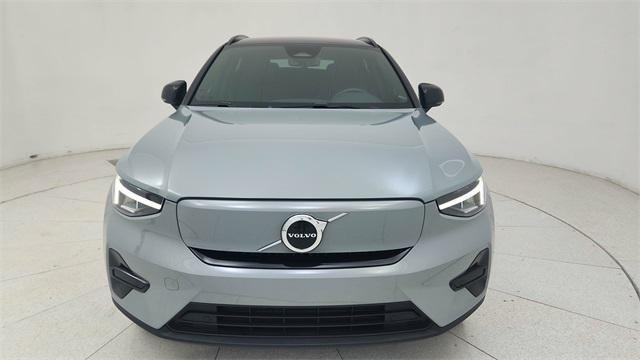 Photo of 2024 Gray Volvo XC40 Recharge Pure Electric