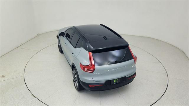 Photo of 2024 Gray Volvo XC40 Recharge Pure Electric