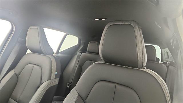 Photo of 2024 Gray Volvo XC40 Recharge Pure Electric