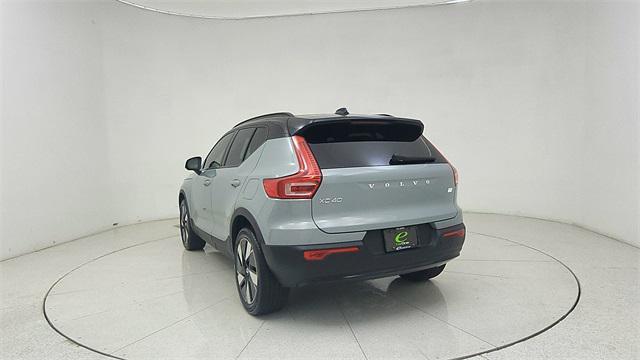 Photo of 2024 Gray Volvo XC40 Recharge Pure Electric