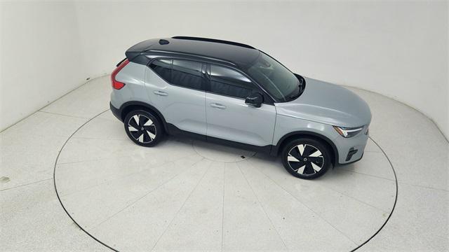 Photo of 2024 Gray Volvo XC40 Recharge Pure Electric