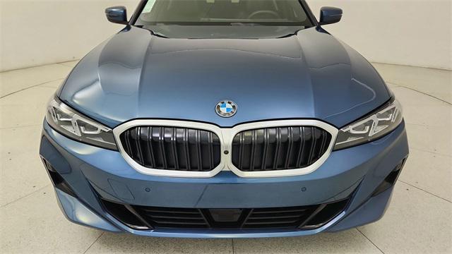 Photo of 2025 Blue BMW 330