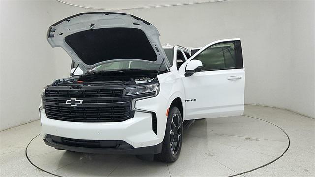 Photo of 2024 Summit White Chevrolet Tahoe