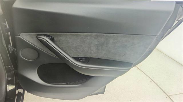 Photo of 2023 Solid Black Tesla Model Y