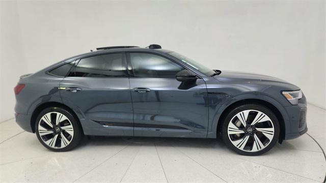 2024 Audi Q8 E-tron
