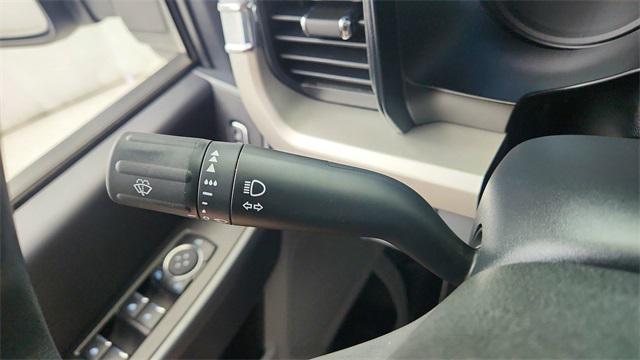 Photo of 2024 Agate Black Metallic Ford F-250
