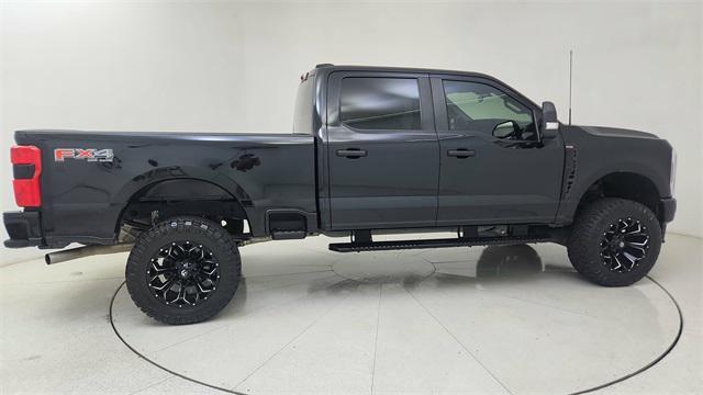 Photo of 2024 Agate Black Metallic Ford F-250