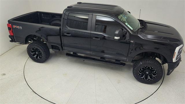 Photo of 2024 Agate Black Metallic Ford F-250
