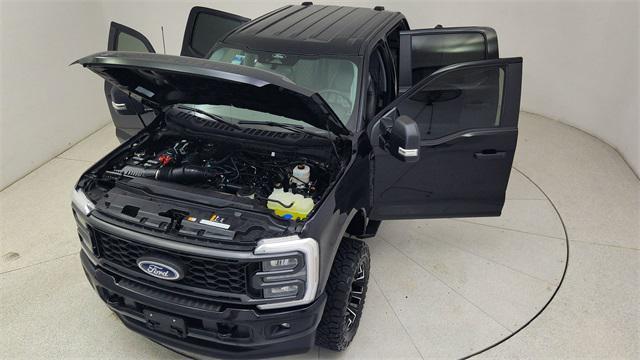 Photo of 2024 Agate Black Metallic Ford F-250