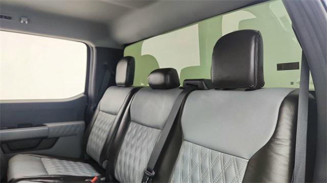 Photo of 2024 Agate Black Metallic Ford F-250