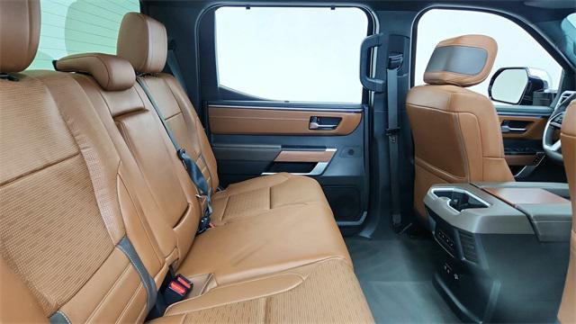 Photo of 2022 Midnight Black Metallic Toyota Tundra