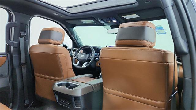 Photo of 2022 Midnight Black Metallic Toyota Tundra