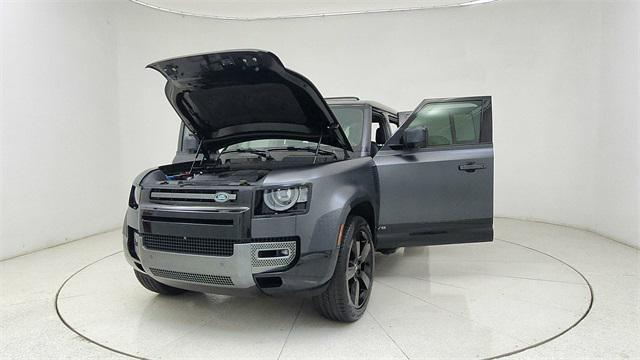 Photo of 2024 Carpathian Grey Premium Metallic Land Rover Defender