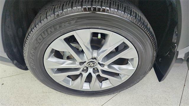 Photo of 2023 Gray Toyota RAV4