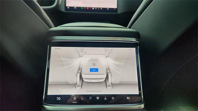 Photo of 2025 Solid Black Tesla Model S