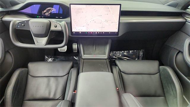 Photo of 2025 Solid Black Tesla Model S
