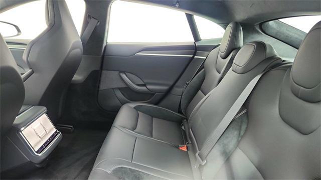 Photo of 2025 Solid Black Tesla Model S