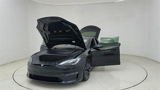 Photo of 2025 Solid Black Tesla Model S